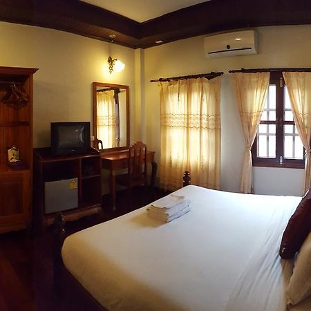 Phounsab Guesthouse Luang Prabang Ngoại thất bức ảnh