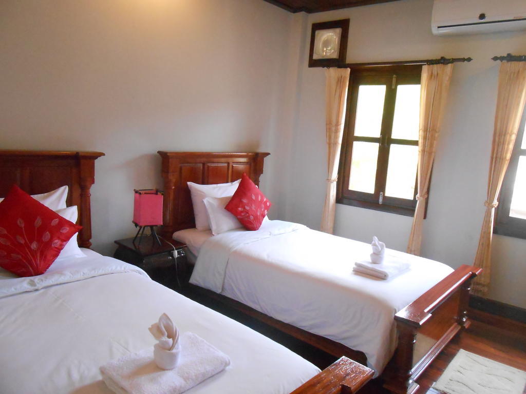 Phounsab Guesthouse Luang Prabang Phòng bức ảnh